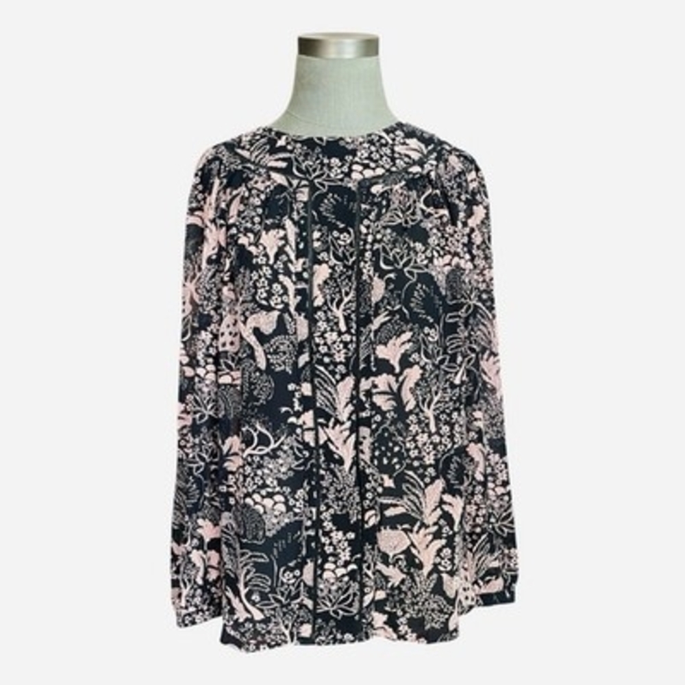 Ann Taylor Navy Blue Pink Floral Popover Blouse Size M Sheer Peasant Eyelet Top - Picture 3 of 8